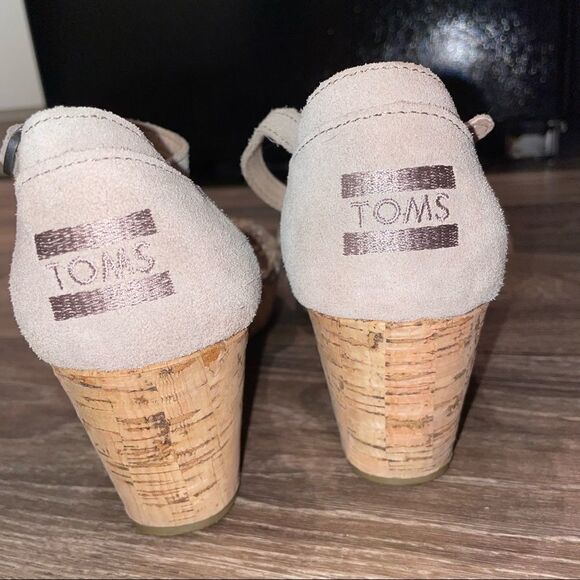 TOMS STUCCO Satin Woven Platform Wedge - Picture 8 of 8